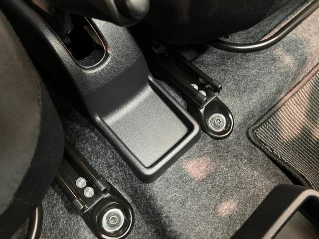 ミライースＬ　ＳＡIII　キーレス　エコアイドル　コーナーセンサー追突被害軽減ブレーキ　スマアシ３　コーナーセンサー　キーレスエコアイドル　ＣＤステレオ　ナビ取付時用バックカメラ　ナビ取付時用バックカメラ（滋賀県）の中古車