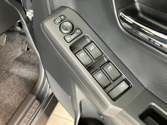 タフトＧダーククロムベンチャー　届出済未使用車　前席シートヒーター追突被害軽減ブレーキ　スマアシ　コーナーセンサー　ＬＥＤ　スマートキー　オートエアコン　前席シートヒーター　ナビ取付時用バックカメラ（滋賀県）の中古車