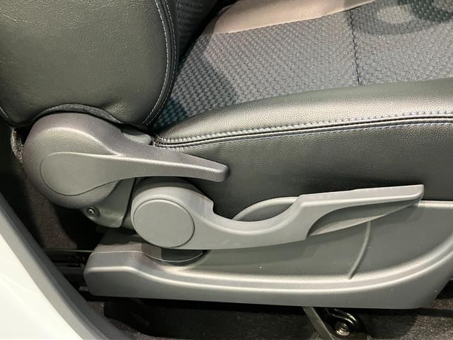 タントカスタムＸ　届出済未使用車　両側電動スライドドア追突被害軽減ブレーキ　スマアシ　コーナーセンサー　ＬＥＤ　スマートキー　両側電動スライドドア　前席シートヒーター　オートエアコン　ナビ取付時用バックカメラ（滋賀県）の中古車
