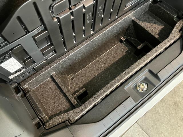 タントカスタムＸ　届出済未使用車　両側電動スライドドア追突被害軽減ブレーキ　スマアシ　コーナーセンサー　ＬＥＤ　スマートキー　両側電動スライドドア　前席シートヒーター　オートエアコン　ナビ取付時用バックカメラ（滋賀県）の中古車