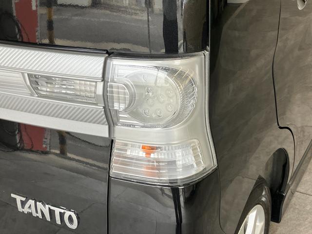 タントカスタムＸ　４ＷＤ　左側電動スライドドア　車検整備付４ＷＤ　ＨＩＤライト　スマートキー　左側電動スライドドア　ベンチシート　ＣＤステレオ　ＵＳＢ（滋賀県）の中古車