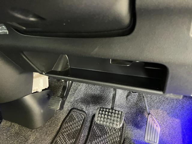 タントカスタムＸ　４ＷＤ　左側電動スライドドア　車検整備付４ＷＤ　ＨＩＤライト　スマートキー　左側電動スライドドア　ベンチシート　ＣＤステレオ　ＵＳＢ（滋賀県）の中古車