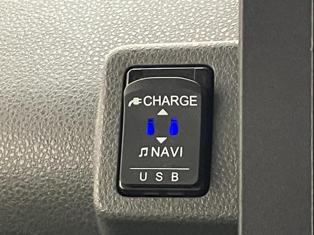 タントカスタムＸセレクション　フナビ　バックカメラ　車検整備付追突被害軽減ブレーキ　スマアシ　コーナーセンサー　ＬＥＤ　スマートキー　両側電動スライドドア　前席シートヒーター　フルセグナビ　ＤＶＤ　Ｂｌｕｅｔｏｏｔｈ　ＵＳＢ　バックカメラ（滋賀県）の中古車