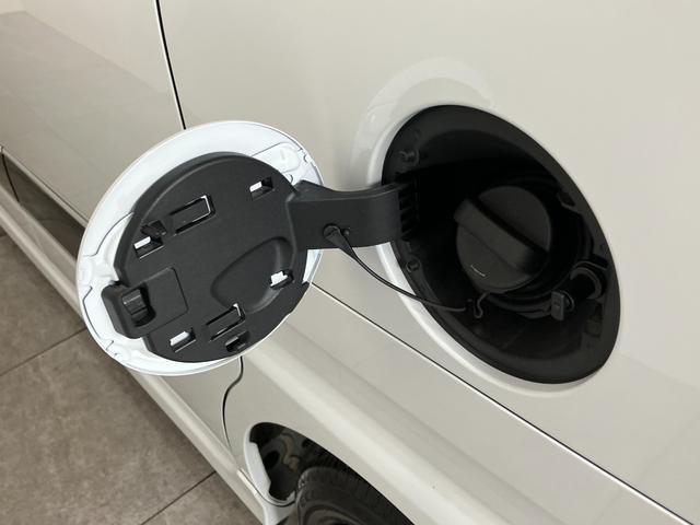 タントカスタムＸ　両側電動スライドドア　ＬＥＤヘッドライト衝突被害軽減ブレーキ　コーナーセンサー　バックカメラ（ナビ装着時用）　両側電動スライドドア　前席シートヒーター　電動パーキングブレーキ　ＬＥＤヘッドライト　オートライト　オートエアコン　スマートキー（滋賀県）の中古車