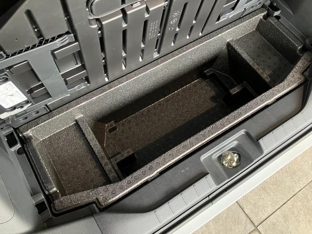 タントカスタムＸ　両側電動スライドドア　ＬＥＤヘッドライト衝突被害軽減ブレーキ　コーナーセンサー　バックカメラ（ナビ装着時用）　両側電動スライドドア　前席シートヒーター　電動パーキングブレーキ　ＬＥＤヘッドライト　オートライト　オートエアコン　スマートキー（滋賀県）の中古車