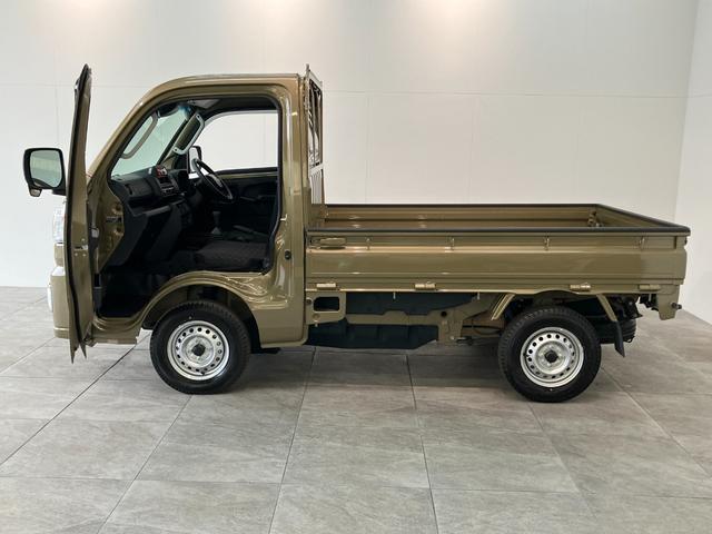 ハイゼットトラックＥＸＴ　４ＷＤ　５ＭＴ　ＣＤステレオ追突被害軽減ブレーキ　スマアシ　コーナーセンサー　ＬＥＤ　スマートキー　パートタイム４ＷＤ　デフロック　Ｈｉ−Ｌｏ切替　荷台作業灯　リヤ４枚リーフスプリング（滋賀県）の中古車