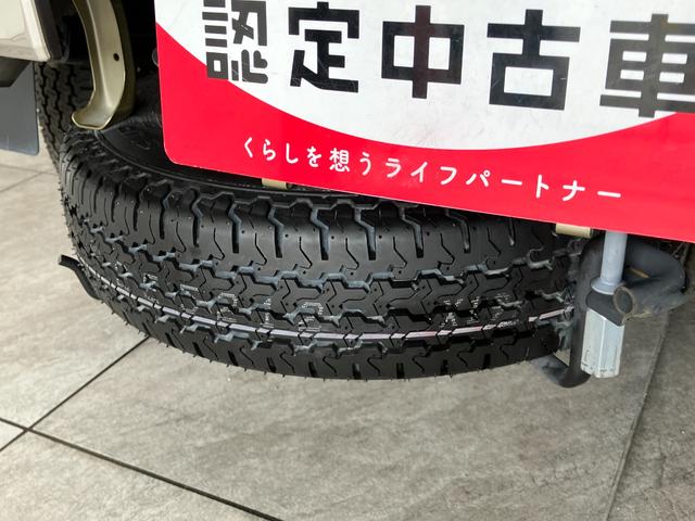 ハイゼットトラックＥＸＴ　４ＷＤ　５ＭＴ　ＣＤステレオ追突被害軽減ブレーキ　スマアシ　コーナーセンサー　ＬＥＤ　スマートキー　パートタイム４ＷＤ　デフロック　Ｈｉ−Ｌｏ切替　荷台作業灯　リヤ４枚リーフスプリング（滋賀県）の中古車