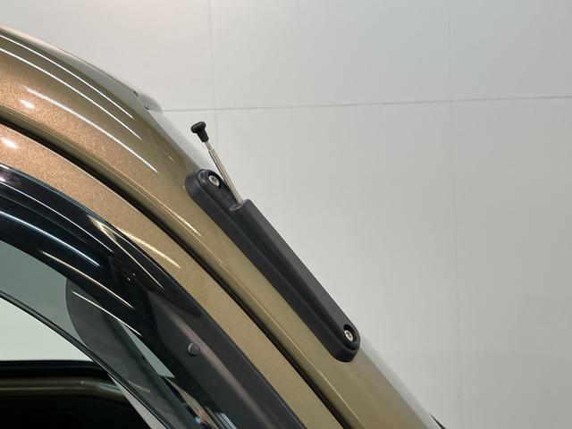 ハイゼットトラックＥＸＴ　４ＷＤ　５ＭＴ　ＣＤステレオ追突被害軽減ブレーキ　スマアシ　コーナーセンサー　ＬＥＤ　スマートキー　パートタイム４ＷＤ　デフロック　Ｈｉ−Ｌｏ切替　荷台作業灯　リヤ４枚リーフスプリング（滋賀県）の中古車