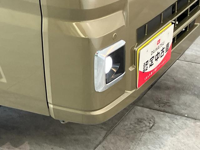 ハイゼットトラックＥＸＴ　４ＷＤ　５ＭＴ　ＣＤステレオ追突被害軽減ブレーキ　スマアシ　コーナーセンサー　ＬＥＤ　スマートキー　パートタイム４ＷＤ　デフロック　Ｈｉ−Ｌｏ切替　荷台作業灯　リヤ４枚リーフスプリング（滋賀県）の中古車