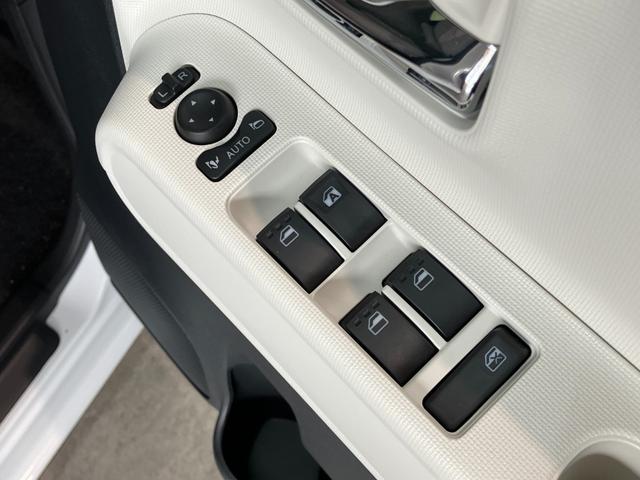 ムーヴキャンバスストライプスＧ　届出済未使用車　両側電動スライドドア追突被害軽減ブレーキ　スマアシ　コーナーセンサー　ＬＥＤ　スマートキー　両側電動スライドドア　前席シートヒーター　ナビ取付時用バックカメラ（滋賀県）の中古車