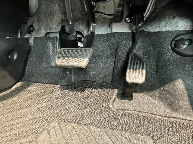 トールカスタムＧ　フルセグナビ　バックカメラ　両側電動スライドドア追突被害軽減ブレーキ　スマアシ　コーナーセンサー　ＬＥＤ　スマートキー　レーダークルーズコントロール　両側電動スライドドア　フルセグナビ　ＤＶＤ　Ｂｌｕｅｔｏｏｔｈ　ＵＳＢ　バックカメラ（滋賀県）の中古車