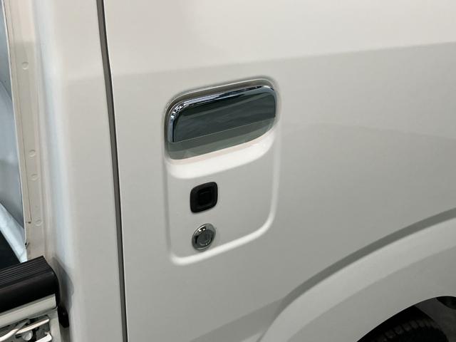 ハイゼットトラックＥＸＴ　４ＷＤ　ＣＶＴ　ディスプレイオーディオ　ドラレコ追突被害軽減ブレーキ　スマアシ　コーナーセンサー　パートタイム４ＷＤ　ＣＶＴ車　スマートキー　ＬＥＤ　荷台作業灯　デフロック　ディスプレイオーディオ　Ｂｌｕｅｔｏｏｔｈ　ＵＳＢ　前後ドラレコ（滋賀県）の中古車