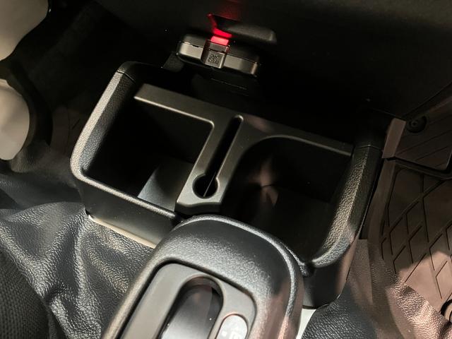 ハイゼットトラックＥＸＴ　４ＷＤ　ＣＶＴ　ディスプレイオーディオ　ドラレコ追突被害軽減ブレーキ　スマアシ　コーナーセンサー　パートタイム４ＷＤ　ＣＶＴ車　スマートキー　ＬＥＤ　荷台作業灯　デフロック　ディスプレイオーディオ　Ｂｌｕｅｔｏｏｔｈ　ＵＳＢ　前後ドラレコ（滋賀県）の中古車