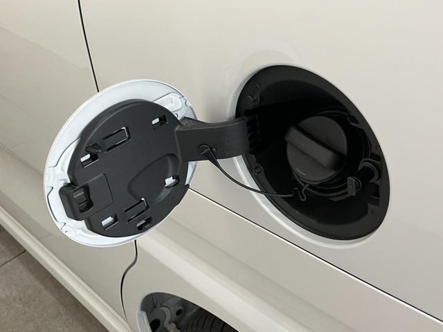 タントカスタムＸ　届出済未使用車　両側電動スライドドア追突被害軽減ブレーキ　スマアシ　コーナーセンサー　ＬＥＤ　スマートキー　両側電動スライドドア　前席シートヒーター　オートエアコン　ナビ取付時用バックカメラ（滋賀県）の中古車