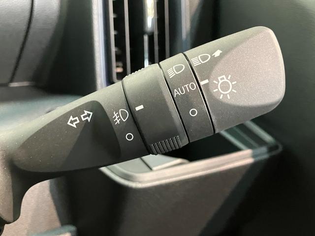タントカスタムＸ　届出済未使用車　両側電動スライドドア追突被害軽減ブレーキ　スマアシ　コーナーセンサー　ＬＥＤ　スマートキー　両側電動スライドドア　前席シートヒーター　オートエアコン　ナビ取付時用バックカメラ（滋賀県）の中古車
