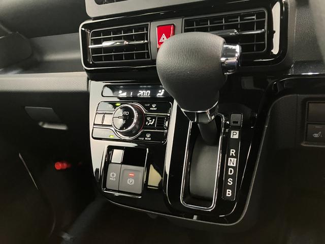 タントカスタムＸ　届出済未使用車　両側電動スライドドア追突被害軽減ブレーキ　スマアシ　コーナーセンサー　ＬＥＤ　スマートキー　両側電動スライドドア　前席シートヒーター　オートエアコン　ナビ取付時用バックカメラ（滋賀県）の中古車