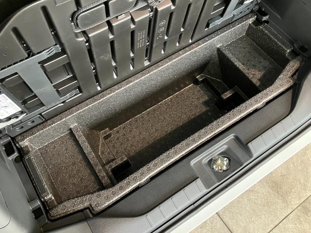 タントカスタムＸ　届出済未使用車　両側電動スライドドア追突被害軽減ブレーキ　スマアシ　コーナーセンサー　ＬＥＤ　スマートキー　両側電動スライドドア　前席シートヒーター　オートエアコン　ナビ取付時用バックカメラ（滋賀県）の中古車