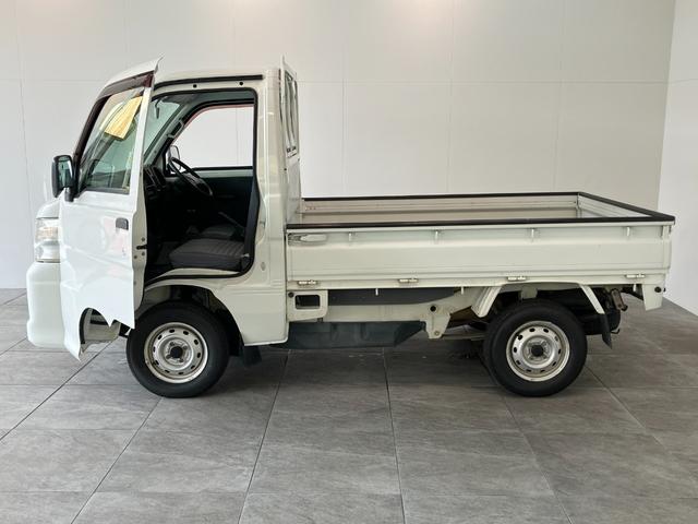 ハイゼットトラックエアコン・パワステ　スペシャル　５ＭＴ　４ＷＤ　車検整備付５速ミッション　パートタイム４ＷＤ　ＡＭ／ＦＭラジオ（滋賀県）の中古車