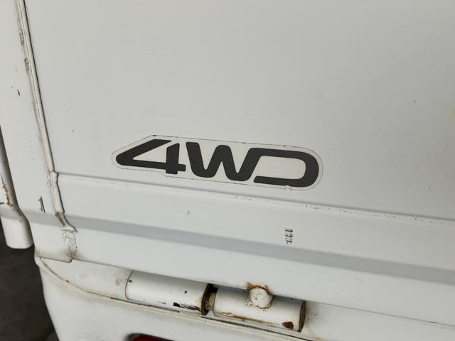 ハイゼットトラックエアコン・パワステ　スペシャル　５ＭＴ　４ＷＤ　車検整備付５速ミッション　パートタイム４ＷＤ　ＡＭ／ＦＭラジオ（滋賀県）の中古車