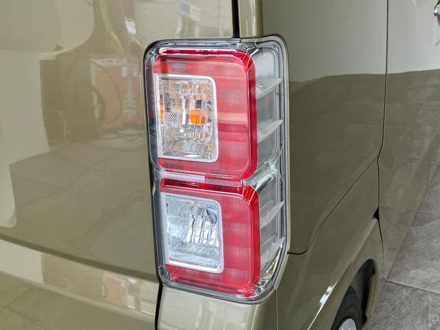 ピクシスメガＤ　ワンセグナビ　ＥＴＣ　走行３万７千キロ弱　車検整備付横滑り防止装置　ワンセグナビ　Ｂｌｕｅｔｏｏｔｈ　ＥＴＣ車載器　キーレス　　エコアイドル（滋賀県）の中古車
