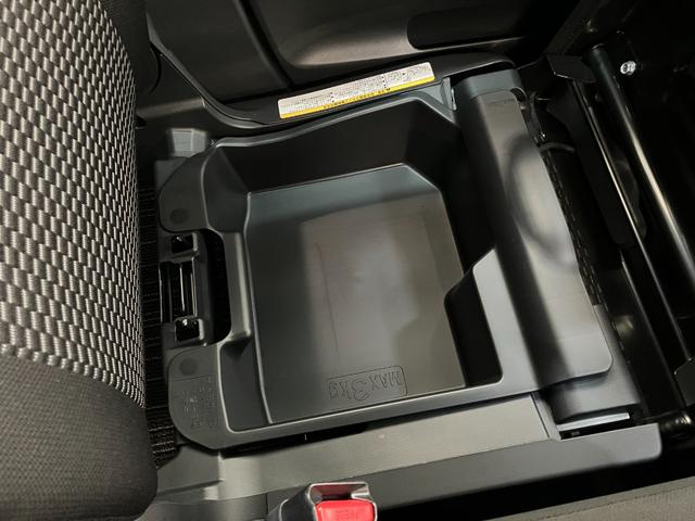 ピクシスメガＤ　ワンセグナビ　ＥＴＣ　走行３万７千キロ弱　車検整備付横滑り防止装置　ワンセグナビ　Ｂｌｕｅｔｏｏｔｈ　ＥＴＣ車載器　キーレス　　エコアイドル（滋賀県）の中古車