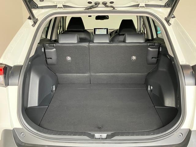 ＲＡＶ４ハイブリッドＧ　４ＷＤ　９型ナビ　バックカメラ　ドラレコ衝突被害軽減ブレーキ　コーナーセンサー　９インチフルセグナビ　バックカメラ　ドラレコ　レーダークルーズコントロール　パワーバックドア　運転席側パワーシート　ＬＥＤ　オートライト　スマートキー（滋賀県）の中古車