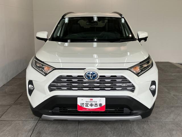 ＲＡＶ４ハイブリッドＧ　４ＷＤ　９型ナビ　バックカメラ　ドラレコ衝突被害軽減ブレーキ　コーナーセンサー　９インチフルセグナビ　バックカメラ　ドラレコ　レーダークルーズコントロール　パワーバックドア　運転席側パワーシート　ＬＥＤ　オートライト　スマートキー（滋賀県）の中古車