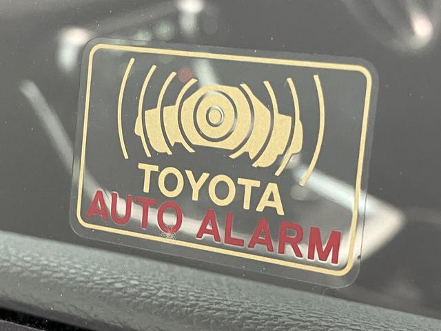 ＲＡＶ４ハイブリッドＧ　４ＷＤ　９型ナビ　バックカメラ　ドラレコ衝突被害軽減ブレーキ　コーナーセンサー　９インチフルセグナビ　バックカメラ　ドラレコ　レーダークルーズコントロール　パワーバックドア　運転席側パワーシート　ＬＥＤ　オートライト　スマートキー（滋賀県）の中古車