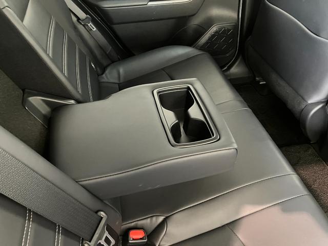 ＲＡＶ４ハイブリッドＧ　４ＷＤ　９型ナビ　バックカメラ　ドラレコ衝突被害軽減ブレーキ　コーナーセンサー　９インチフルセグナビ　バックカメラ　ドラレコ　レーダークルーズコントロール　パワーバックドア　運転席側パワーシート　ＬＥＤ　オートライト　スマートキー（滋賀県）の中古車