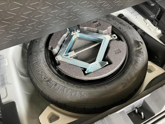ＲＡＶ４ハイブリッドＧ　４ＷＤ　９型ナビ　バックカメラ　ドラレコ衝突被害軽減ブレーキ　コーナーセンサー　９インチフルセグナビ　バックカメラ　ドラレコ　レーダークルーズコントロール　パワーバックドア　運転席側パワーシート　ＬＥＤ　オートライト　スマートキー（滋賀県）の中古車
