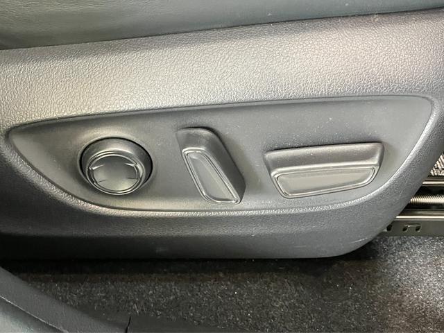 ＲＡＶ４ハイブリッドＧ　４ＷＤ　９型ナビ　バックカメラ　ドラレコ衝突被害軽減ブレーキ　コーナーセンサー　９インチフルセグナビ　バックカメラ　ドラレコ　レーダークルーズコントロール　パワーバックドア　運転席側パワーシート　ＬＥＤ　オートライト　スマートキー（滋賀県）の中古車