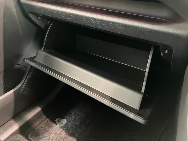 ＲＡＶ４ハイブリッドＧ　４ＷＤ　９型ナビ　バックカメラ　ドラレコ衝突被害軽減ブレーキ　コーナーセンサー　９インチフルセグナビ　バックカメラ　ドラレコ　レーダークルーズコントロール　パワーバックドア　運転席側パワーシート　ＬＥＤ　オートライト　スマートキー（滋賀県）の中古車