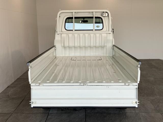 ハイゼットトラック農用スペシャル　４ＷＤ　５ＭＴ　走行４万キロ台エアコン　パワステ　パートタイム４ＷＤ　５ＭＴ車　Ｈｉ−Ｌｏ切替　荷台作業灯　ＡＭ／ＦＭラジオ（滋賀県）の中古車