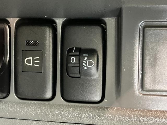 ハイゼットトラック農用スペシャル　４ＷＤ　５ＭＴ　走行４万キロ台エアコン　パワステ　パートタイム４ＷＤ　５ＭＴ車　Ｈｉ−Ｌｏ切替　荷台作業灯　ＡＭ／ＦＭラジオ（滋賀県）の中古車