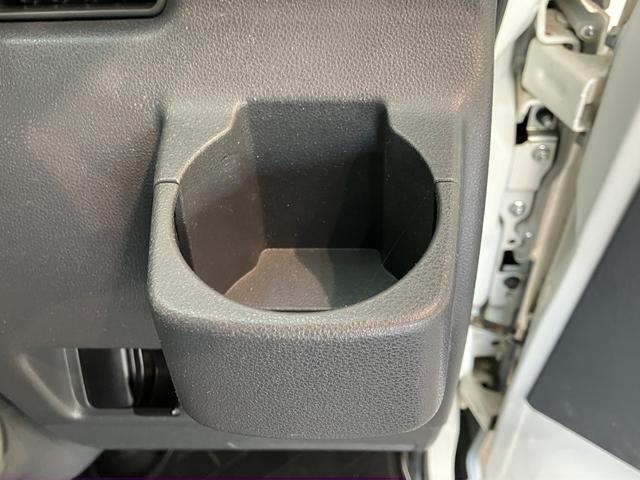 ハイゼットトラック農用スペシャル　４ＷＤ　５ＭＴ　走行４万キロ台エアコン　パワステ　パートタイム４ＷＤ　５ＭＴ車　Ｈｉ−Ｌｏ切替　荷台作業灯　ＡＭ／ＦＭラジオ（滋賀県）の中古車