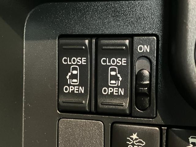 トールカスタムＧターボＳＡ２　フルセグナビ　バックカメラ　クルコン追突被害軽減ブレーキ　スマアシ２　ＬＥＤ　スマートキー　両側電動スライドドア　クルーズコントロール　フルセグナビ　ＤＶＤ　Ｂｌｕｅｔｏｏｔｈ　ＵＳＢ　ＣＤ録音　バックカメラ（滋賀県）の中古車