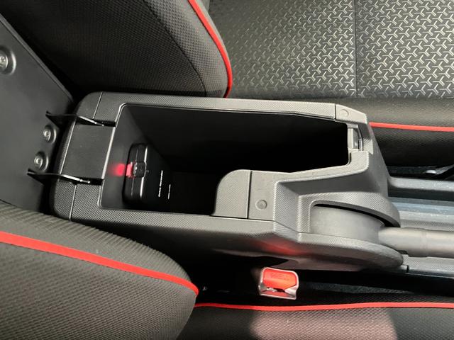 ロッキーＧ　４ＷＤ　フルセグナビ　バックカメラ　前後ドラレコ追突被害軽減ブレーキ　スマアシ　コーナーセンサー　ＬＥＤ　スマートキー　レーダークルーズコントロール　前席シートヒーター　フルセグナビ　ＤＶＤ　Ｂｌｕｅｔｏｏｔｈ　ＵＳＢ　バックカメラ　前後ドラレコ（滋賀県）の中古車