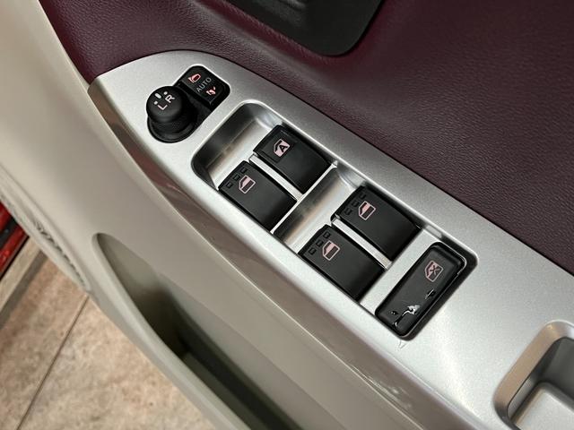 キャストスタイルＧ　ＶＳ　ＳＡ３　４ＷＤ　フルセグナビ　Ｐカメラ追突被害軽減ブレーキ　スマアシ３　ＬＥＤ　スマートキー　オートエアコン　前席シートヒーター　フルセグナビ　ＤＶＤ　Ｂｌｕｅｔｏｏｔｈ　ＵＳＢ　ＣＤ録音　パノラマカメラ　ドラレコ（滋賀県）の中古車