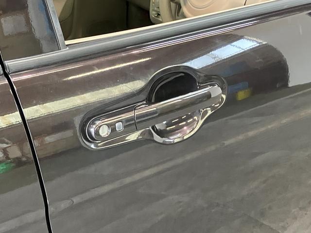 アルトラパンＧ　ワンセグナビ　バックカメラ　ＥＴＣ車載器追突被害軽減ブレーキ　ワンセグナビ　ＵＳＢ　バックカメラ　スマートキー　ベンチシート　プッシュボタンスタート（滋賀県）の中古車