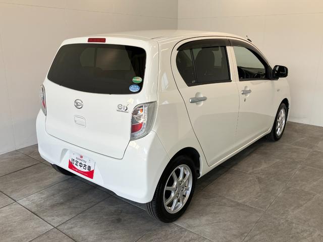 ミライースＸ　ＣＤステレオ　キーレス　デジタルメーター　車検整備付ＣＤステレオ　ＡＵＸ　電動格納式ドアミラー　１４インチアルミホイール　デジタルメーター　マニュアルエアコン　マニュアルレベリング　全席パワーウインドウ　エコアイドル　セキュリティアラーム　車検整備付（滋賀県）の中古車