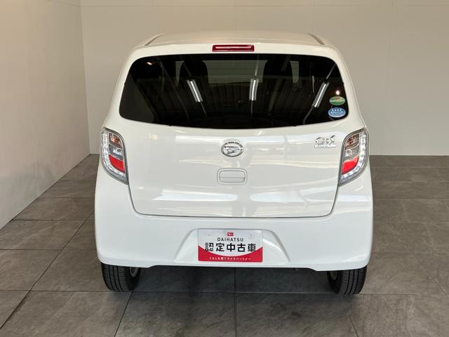 ミライースＸ　ＣＤステレオ　キーレス　デジタルメーター　車検整備付ＣＤステレオ　ＡＵＸ　電動格納式ドアミラー　１４インチアルミホイール　デジタルメーター　マニュアルエアコン　マニュアルレベリング　全席パワーウインドウ　エコアイドル　セキュリティアラーム　車検整備付（滋賀県）の中古車