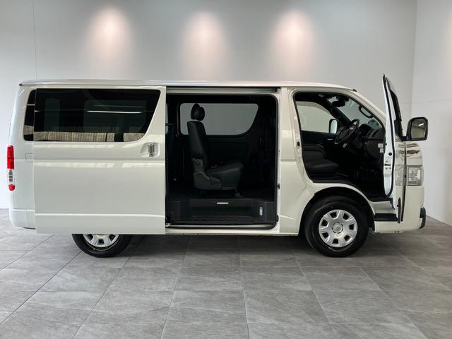 ハイエースバンスーパーＧＬ　ダークプライム２　軽油　ナビ　パノラマカメラディーゼル車　追突被害軽減ブレーキ　ＴＳＳ　コーナーセンサー　ＬＥＤ　スマートキー　両側電動スライドドア　　フルセグナビ　ＤＶＤ　Ｂｌｕｅｔｏｏｔｈ　パノラマカメラ　ＥＴＣ２．０（滋賀県）の中古車