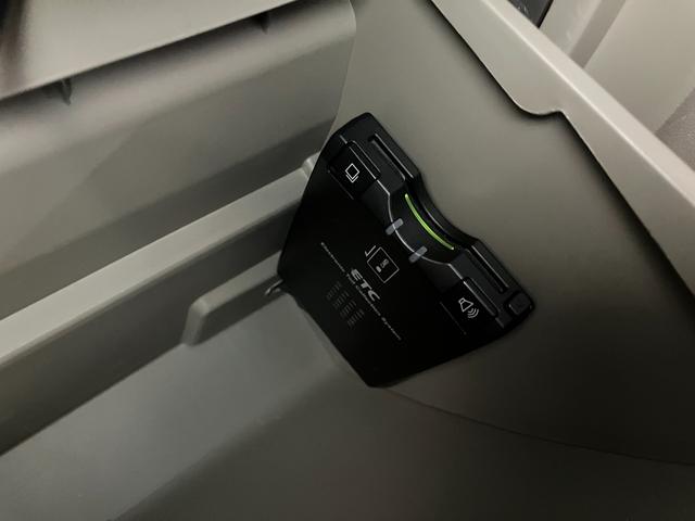 タントＸ　ワンセグナビ　左側電動スライドドア　スマートキー左側電動スライドドア　ＥＴＣ車載器　スマートキー　ベンチシート　ワンセグナビ　ＤＶＤ　ＵＳＢ（滋賀県）の中古車