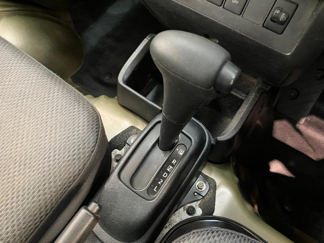 ハイゼットトラックスタンダードＳＡ３ｔ　４ＷＤ　ＡＴ車　キーレス　ＬＥＤ追突被害軽減ブレーキ　スマアシ３ｔ　ＬＥＤライト　荷台作業灯　キーレス　パワーウインドウ　パートタイム４ＷＤ　ＡＭ／ＦＭステレオ（滋賀県）の中古車