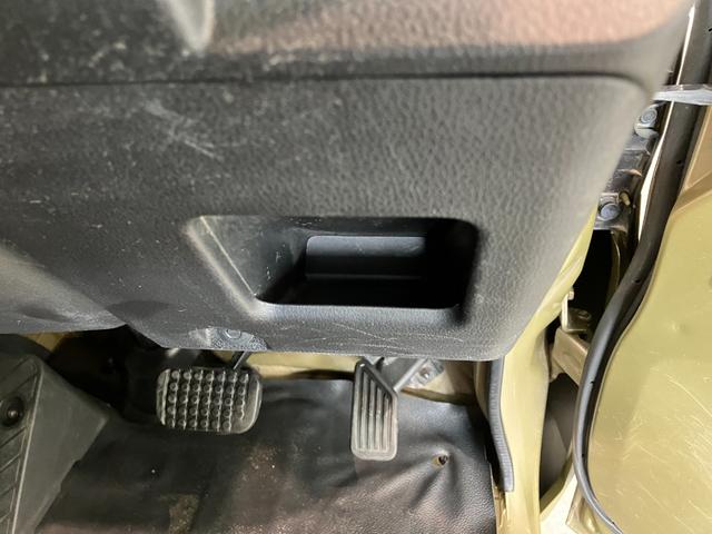 ハイゼットトラックスタンダードＳＡ３ｔ　４ＷＤ　ＡＴ車　キーレス　ＬＥＤ追突被害軽減ブレーキ　スマアシ３ｔ　ＬＥＤライト　荷台作業灯　キーレス　パワーウインドウ　パートタイム４ＷＤ　ＡＭ／ＦＭステレオ（滋賀県）の中古車
