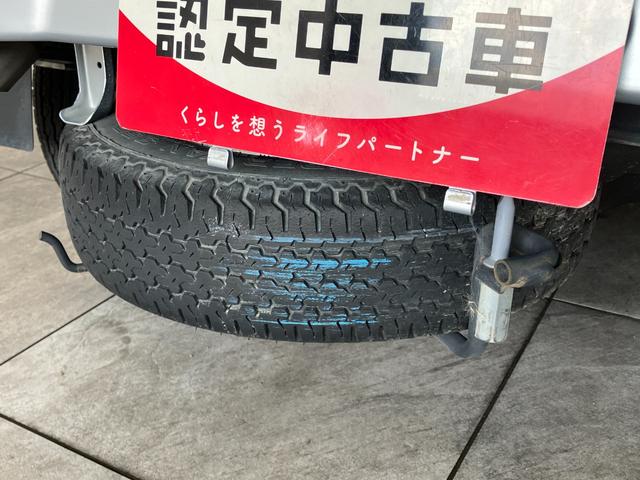 ハイゼットトラックエクストラＳＡIIIｔ　４ＷＤ　５ＭＴ　デフロック　ＬＥＤ追突被害軽減ブレーキ　スマアシ３ｔ　ＬＥＤ　キーレス　荷台作業灯　パートタイム４ＷＤ　Ｈｉ−Ｌｏ切替　デフロック　リヤ４枚リーフスプリング　ＣＤステレオ（滋賀県）の中古車