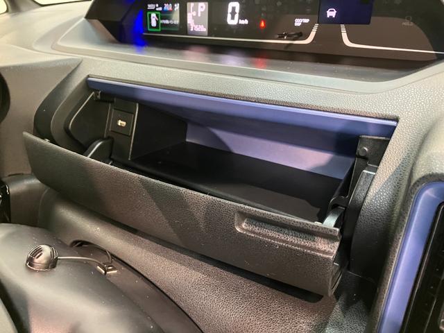 タントカスタムＲＳスタイルセレクション　４ＷＤ　９型ナビ　Ｐカメラ追突被害軽減ブレーキ　コーナーセンサー　ＬＥＤ　両側電動スライドドア　レーダークルーズコントロール　シートヒーター　９型フルセグナビ　ＤＶＤ　Ｂｌｕｅｔｏｏｔｈ　ＵＳＢ　パノラマカメラ　前後ドラレコ（滋賀県）の中古車