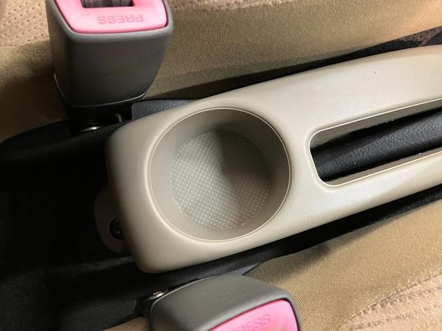 ミラＸスペシャル　５速ミッション　キーレス　アルミホイールキーレス　ＣＤステレオ　ＡＵＸ端子　ＥＴＣ車載器（滋賀県）の中古車