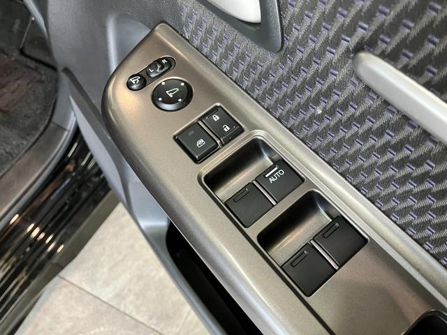 ステップワゴンスパーダスパーダ・クールスピリット　ホンダセンシング　１．５Ｌターボ追突被害軽減ブレーキ　９インチフルセグナビ　バックカメラ　ＤＶＤ　Ｂｌｕｅｔｏｏｔｈ　ＵＳＢ　ＥＴＣ　レーダークルーズコントロール　両側電動スライドドア　ＬＥＤヘッド　オートエアコン　スマートキー（滋賀県）の中古車