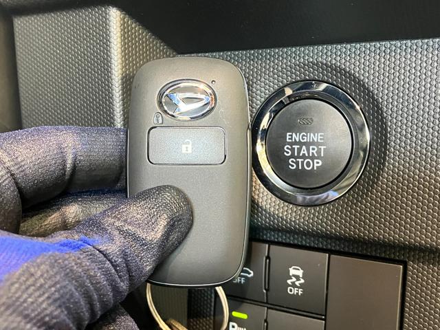 タフトＧ　届出済未使用車　前席シートヒーター　コーナーセンサー追突被害軽減ブレーキ　スマアシ　コーナーセンサー　ＬＥＤ　スマートキー　前席シートヒーター　オートエアコン　ナビ取付時用バックカメラ（滋賀県）の中古車